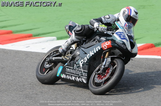 2009-05-09 Monza 1087 Supersport - Free Practice - Gianluca Nannelli - Triumph Daytona 675